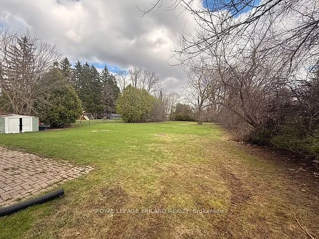63 Greenfield Dr — Photo 24