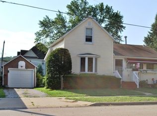 115 1st St, Lodi, WI 53555