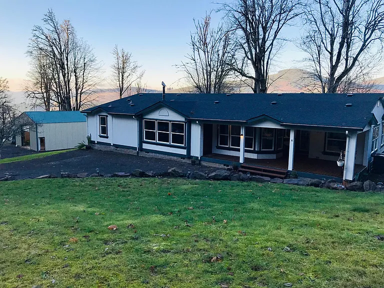173 Remington Dr — Photo 3