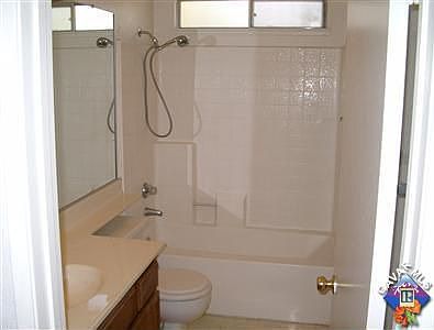 4th image of 37409 Larchwood Dr