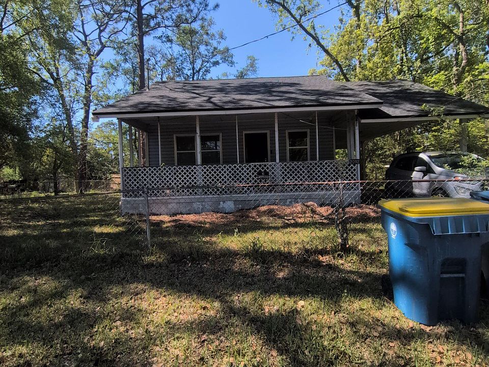 1st image of 2092 Benedict Rd