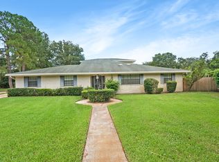 8477 Grayling Dr S, Jacksonville, FL 32256