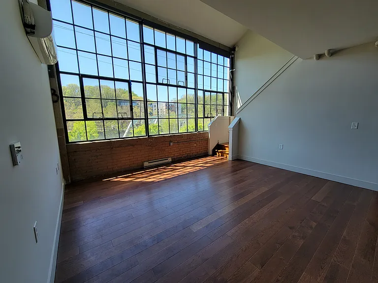 Yarn Factory Lofts — Photo 21