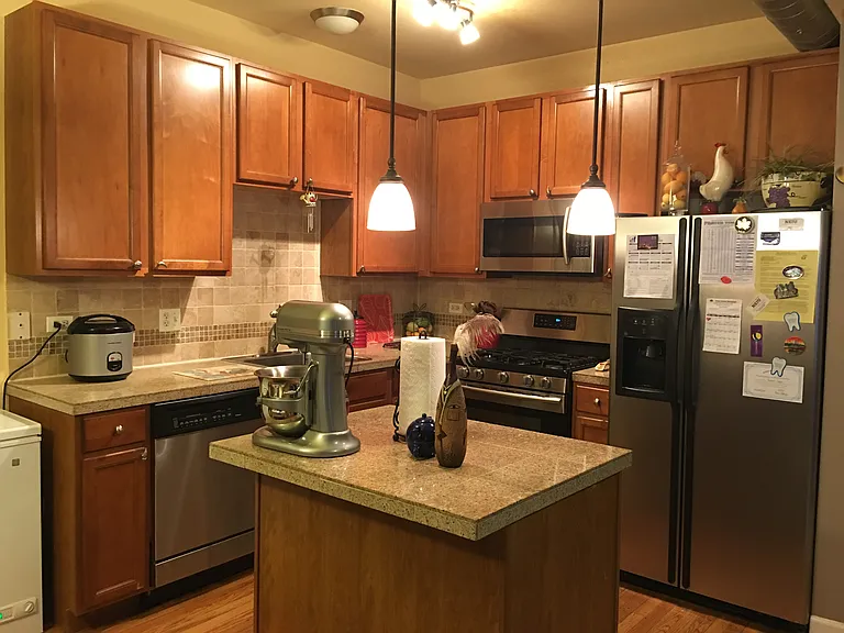 1647 W Pratt Blvd #1A — Photo 5