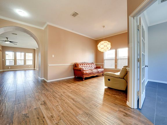 4th image of 7519 Forest Ridge Trl