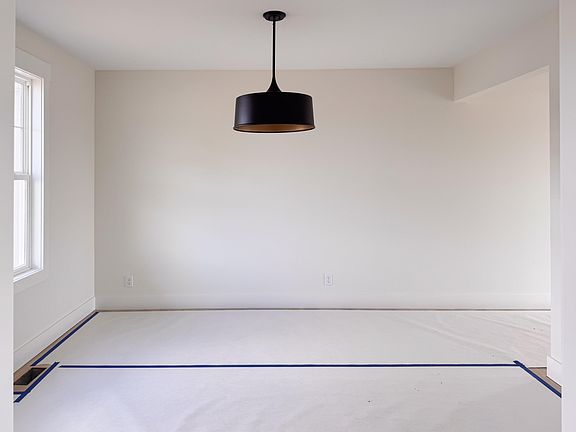 4th image of 8273 Eagle Peak Dr