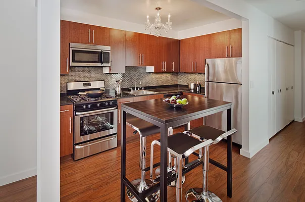 Rented by The Moinian Group | media 44