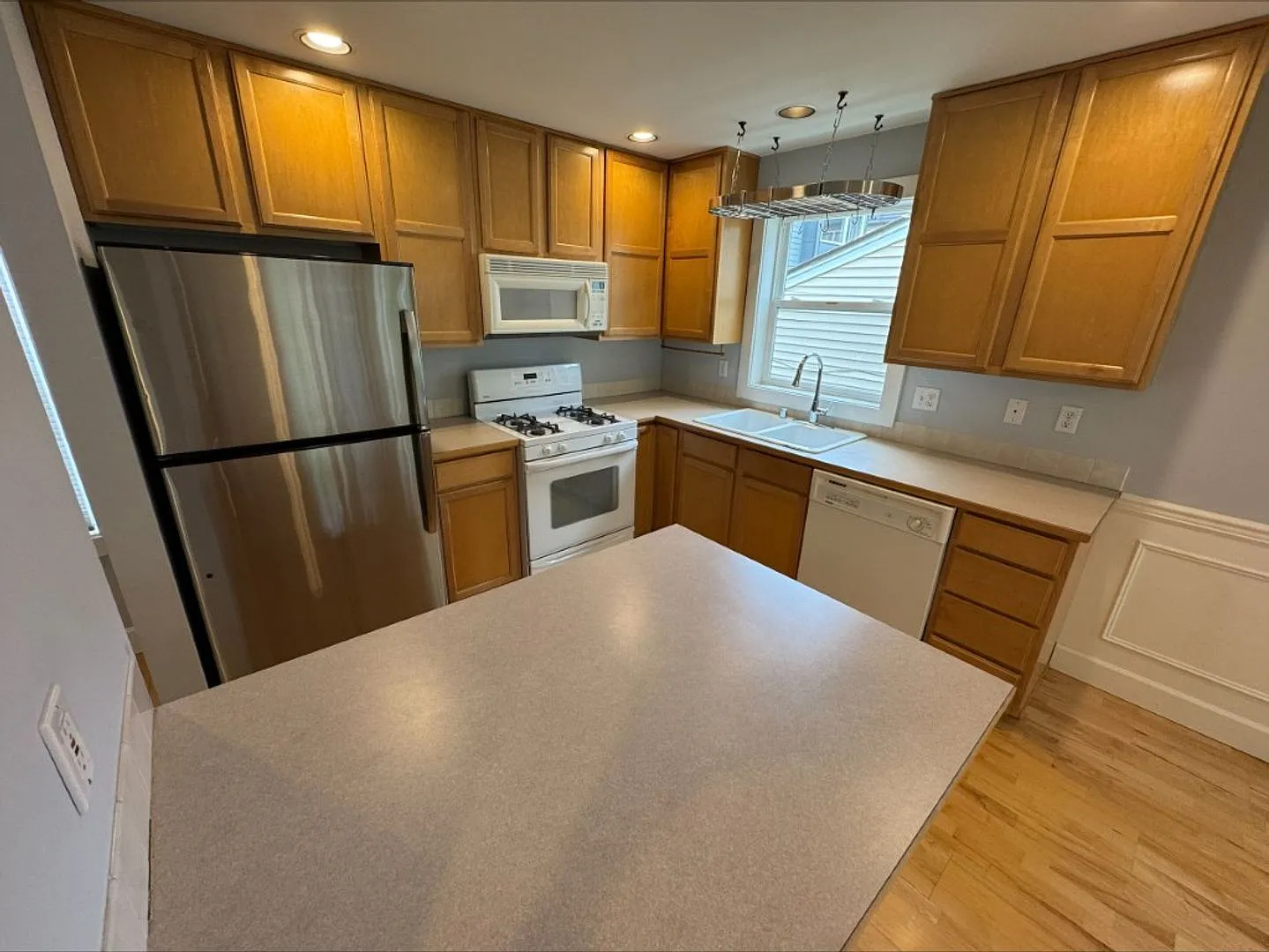 3Bd/3.25Ba Seattle Townhome — Photo 3