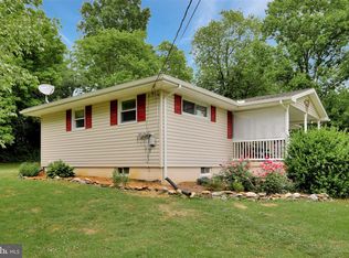 18322 Mansfield Rd, Keedysville, MD 21756