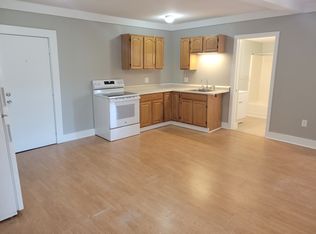 12 Railroad Ave #5, Moosup, CT 06354