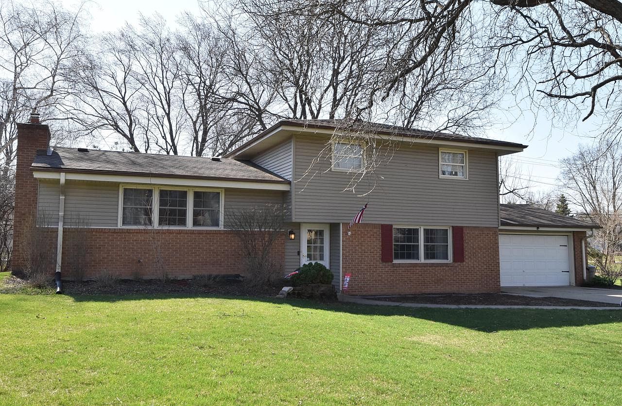 8875 West Forest Home AVENUE, Greendale, WI 53129 Zillow