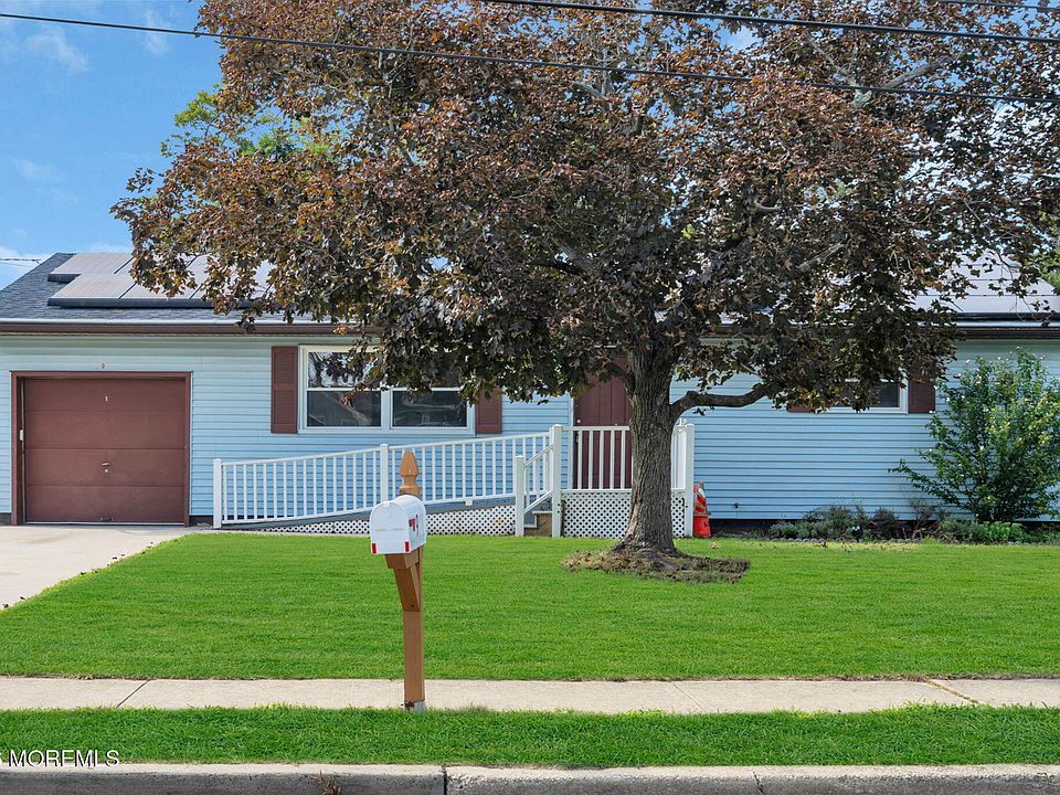 1st image of 9 Green Ridge Drive