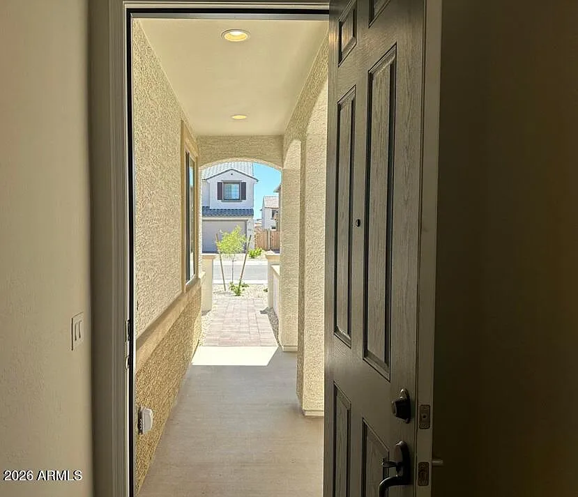 4 bed, 2.0 bath, 1869 sqft, $2,375 — Photo 4