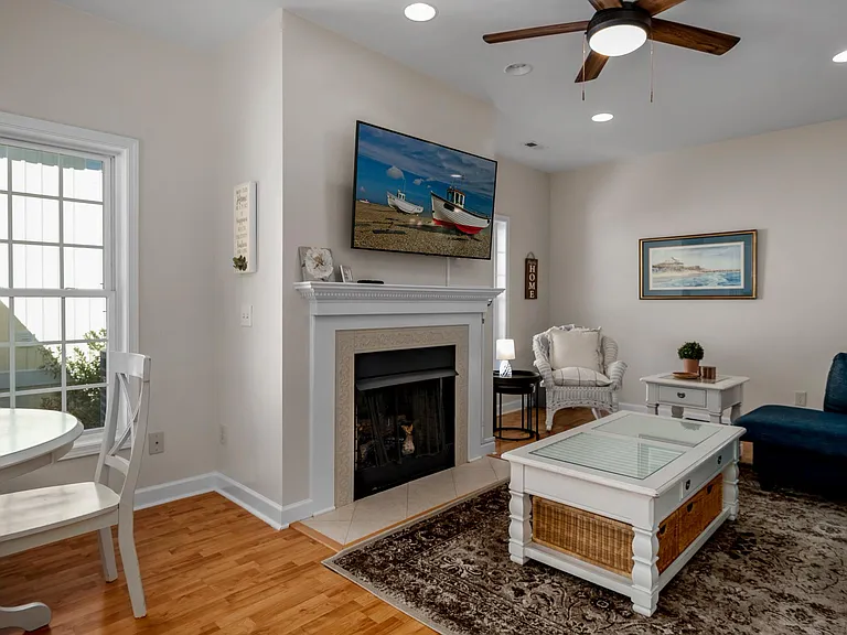 2219 E Pelican Dr — Photo 12