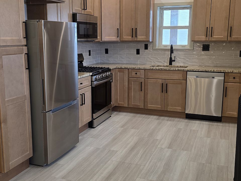 1st image of 434 S 4th St #1