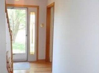 140 Juniper Rd, Southington, CT 06489