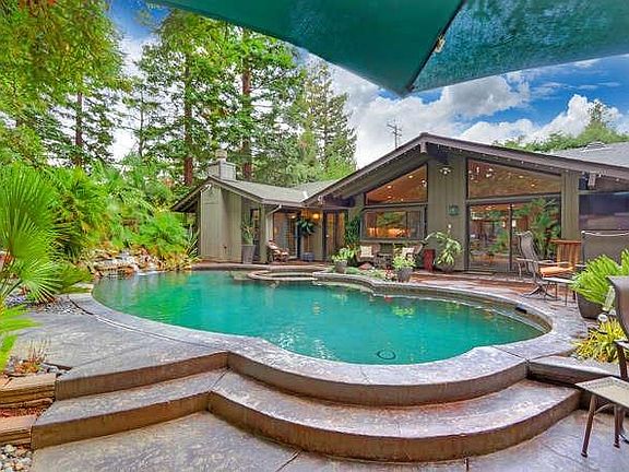 2nd image of 2705 Fair Oaks Blvd