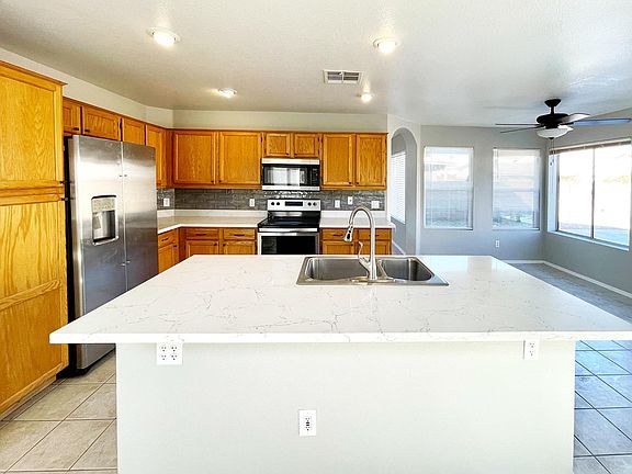 5th image of 1200 W Gail Ct