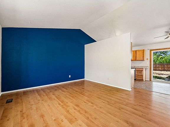 4th image of 2880 Katie Dr