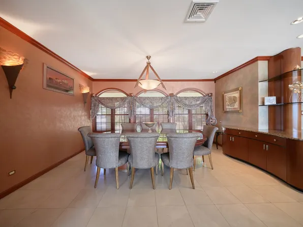 3411 Country Club Road image 8 of 64