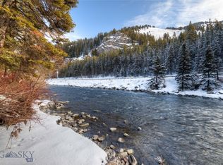 50467 Gallatin Rd, Gallatin Gateway, MT 59730