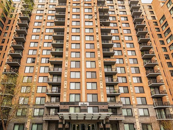 3rd image of 2451 Midtown Ave #1012