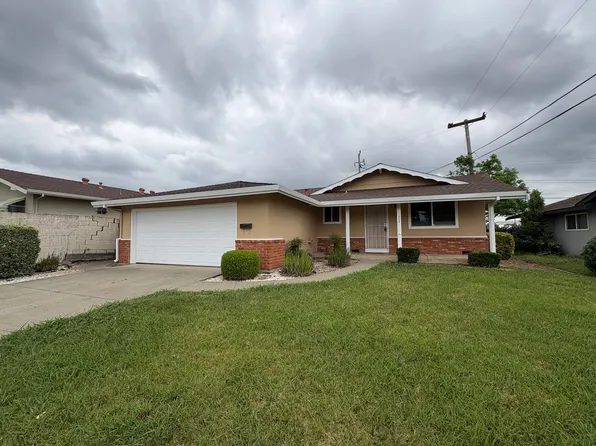 1992 Oxford Dr, Fairfield, CA 94533