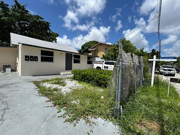 2nd image of 1872 NW 1st St #1