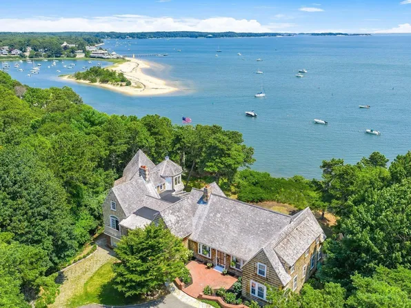 2079 Head of the Bay Road, Harwich, MA 02645