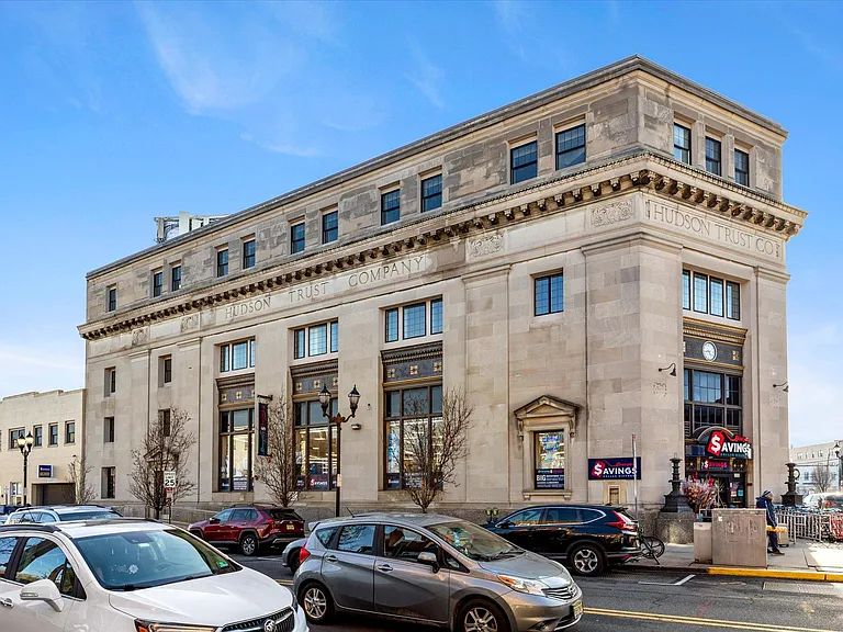 3100 Bergenline Ave #308 — Photo 16