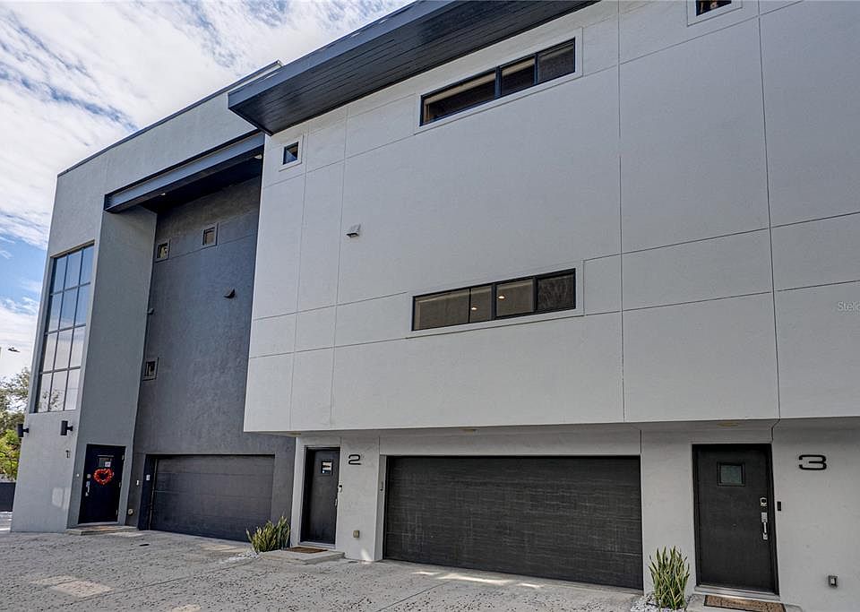 1st image of 3012 W BARCELONA STREET #2