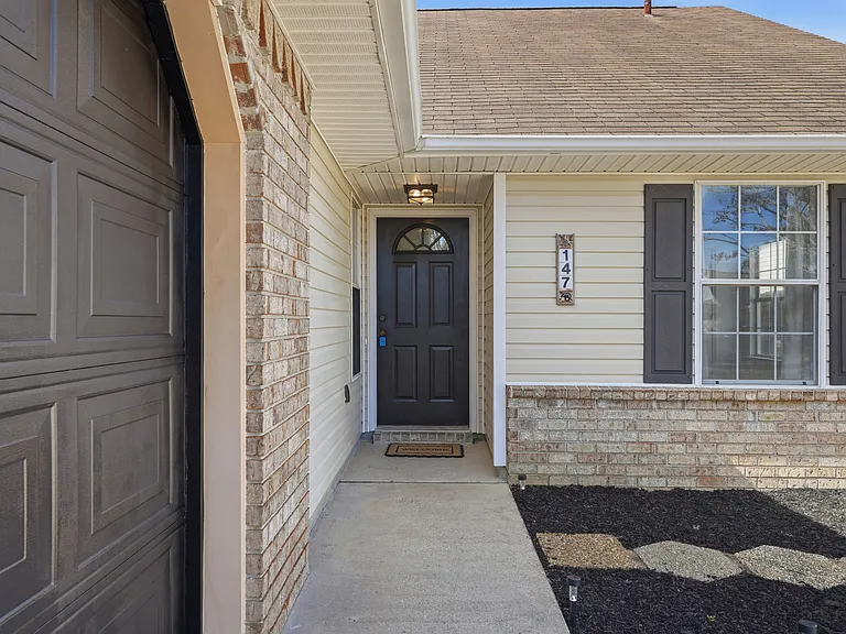 147 Mirabelle Cir — Photo 22