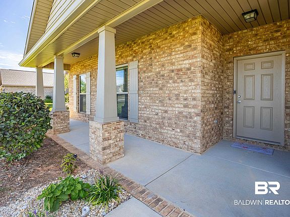 5th image of 696 Parish Lakes Dr
