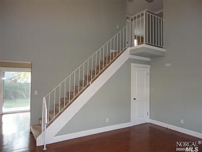 3rd image of 1707 Baywood Ct