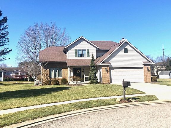 2nd image of 1585 Paul Revere Dr