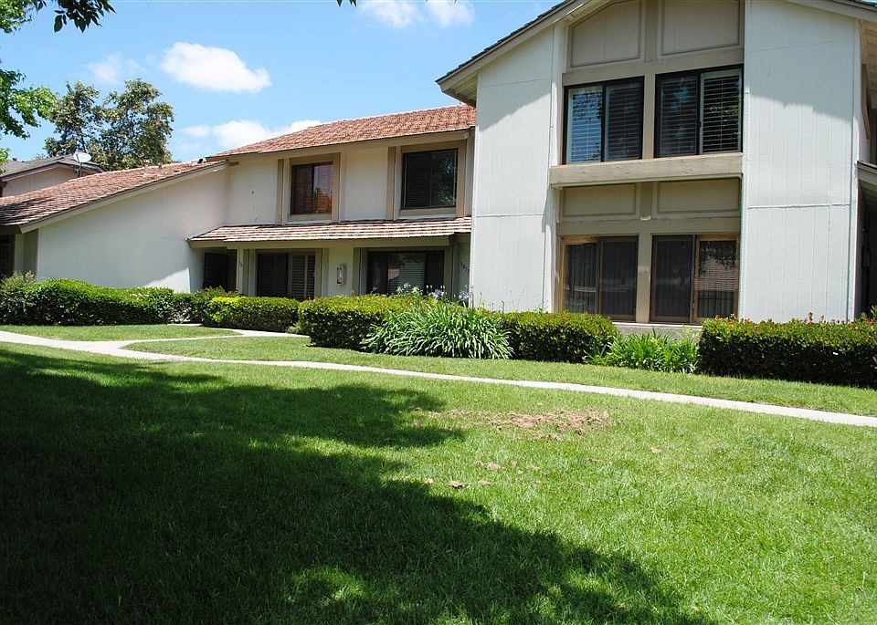 1st image of 10175 Gayuba Ln