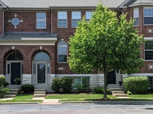 27W730 Hodges Way, Winfield, IL 60190