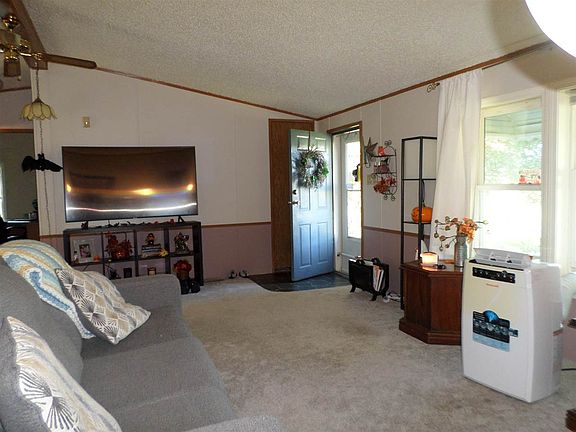 4th image of 4577 Elm Dr