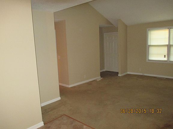 5th image of 500 Dale Ct