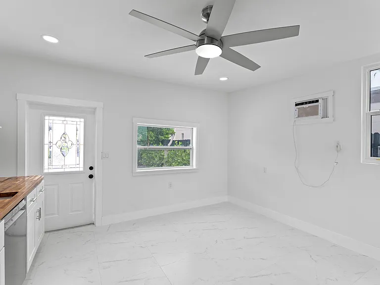 4112 Garden Ave #C — Photo 6