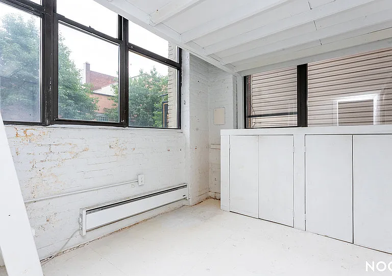 1085 Willoughby Ave #101 — Photo 11