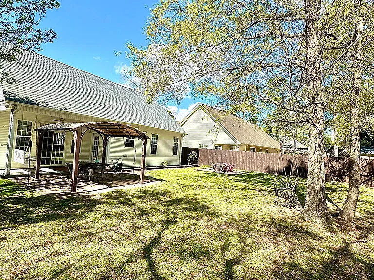 425 N Belvedere Dr — Photo 31