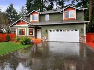 13325 Roosevelt Way NE, Seattle, WA 98125