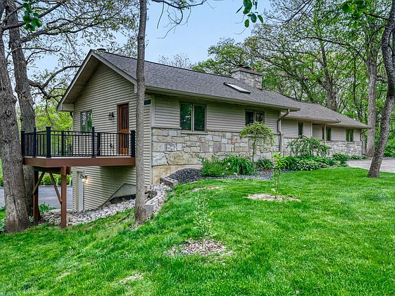 4th image of 39W526 Lori Ln