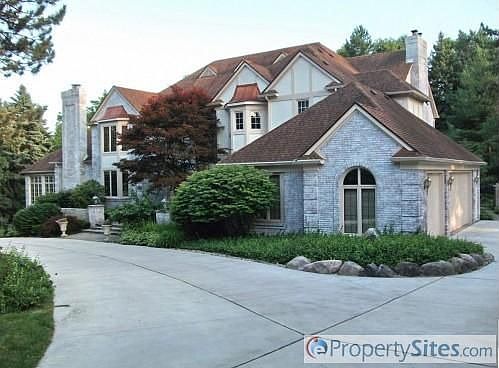 1st image of 55 Martell Dr