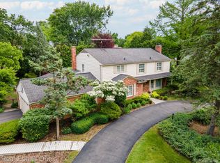 1632 Spotswood Dr, Bloomfield Hills, MI 48302