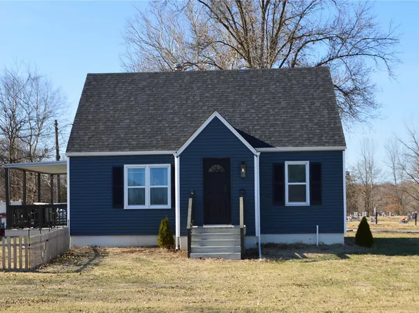 822 Scenic Dr, Herculaneum, MO 63048