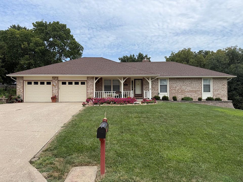 1st image of 613 Lori Dr