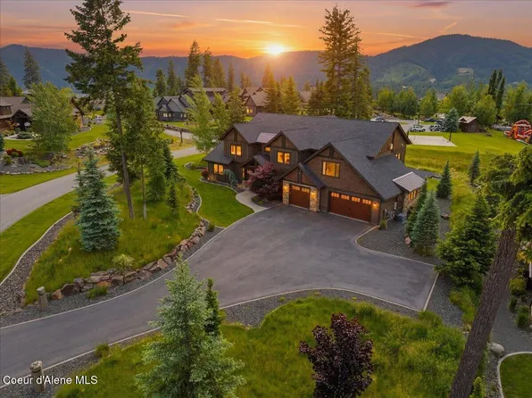 11231 N McCall Falls Dr, Hayden Lake, ID 83835