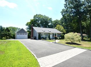 72 Brian Dr, Trumbull, CT 06611